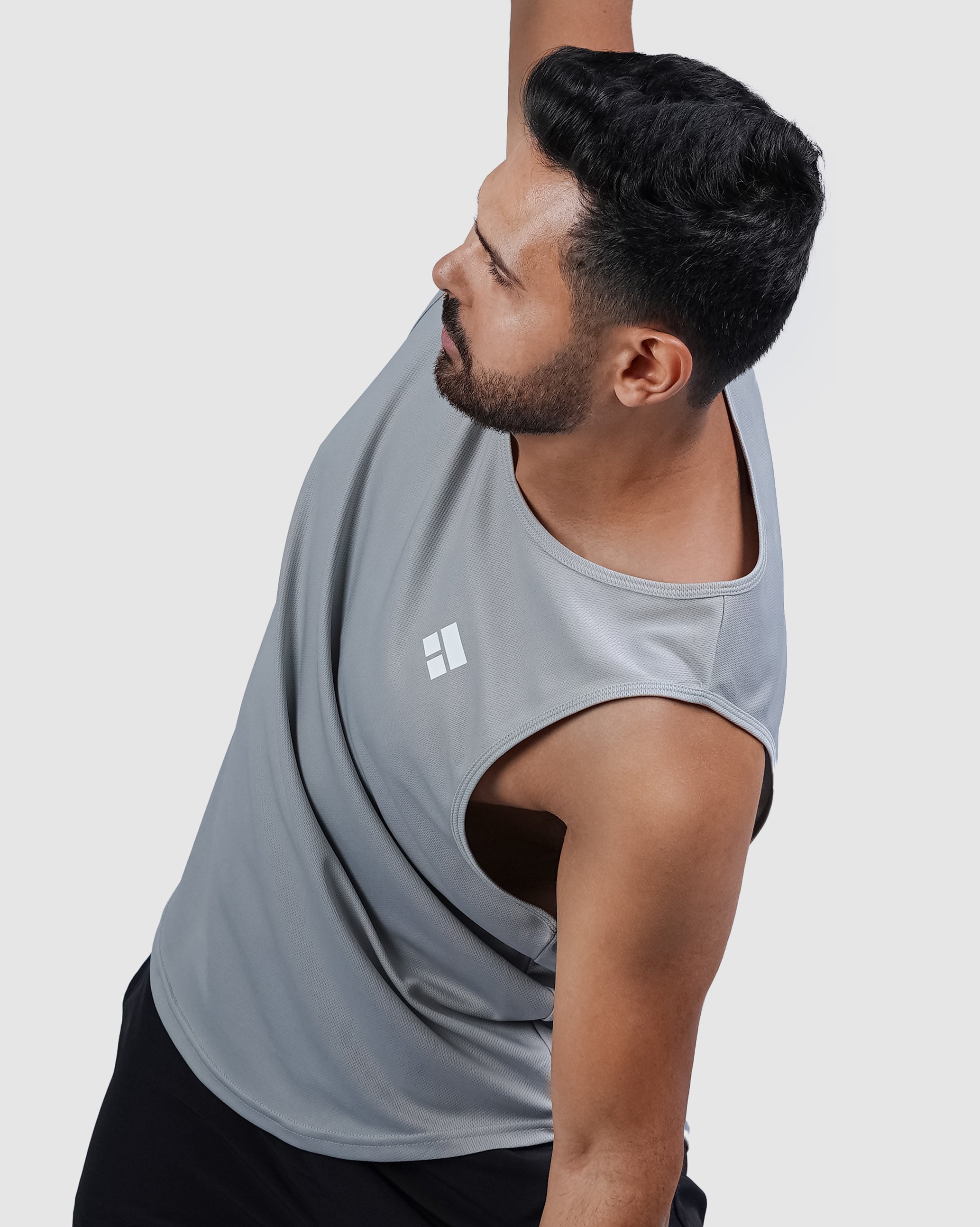 COURTS Men’s Sleeveless Sports Tank Top
