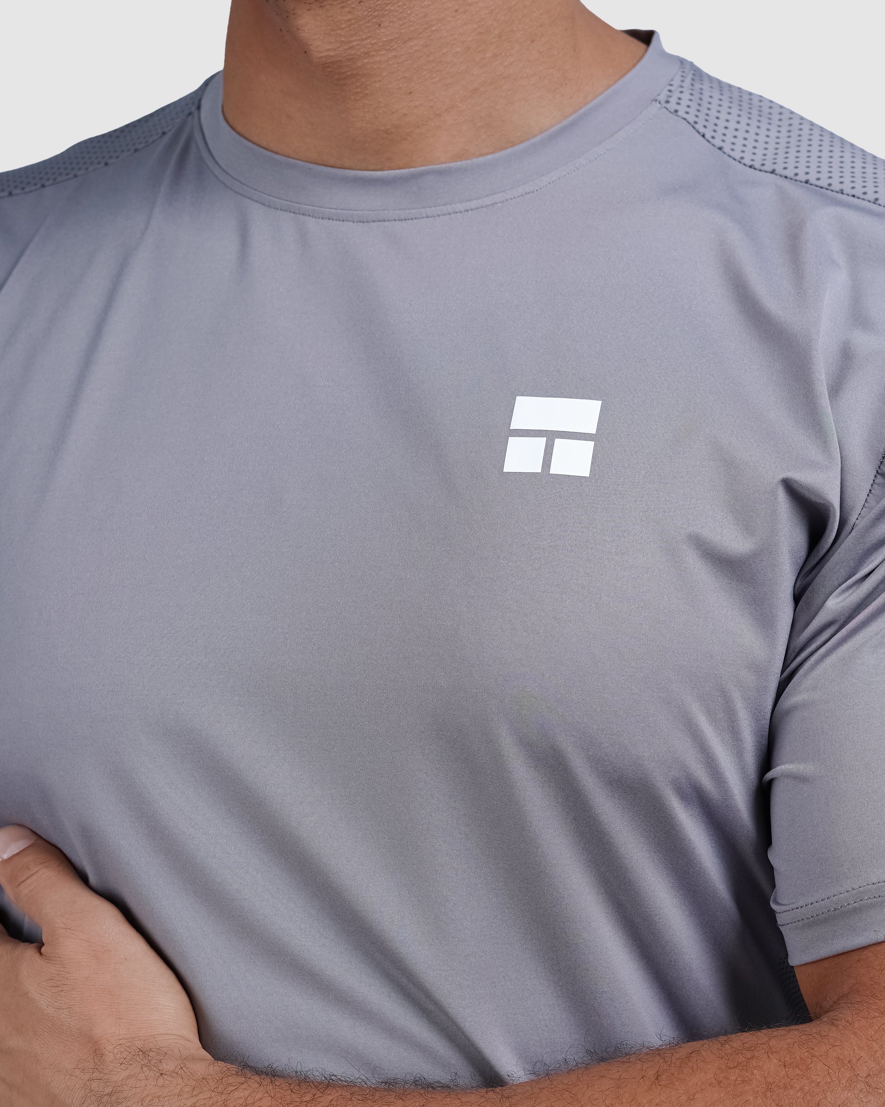 COURTS Men’s Active T-Shirt