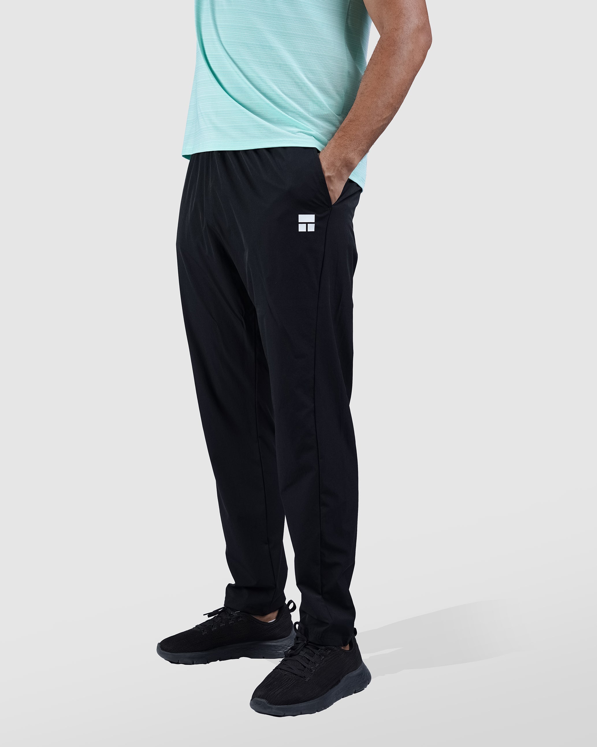COURTS Men’s Sport Pants