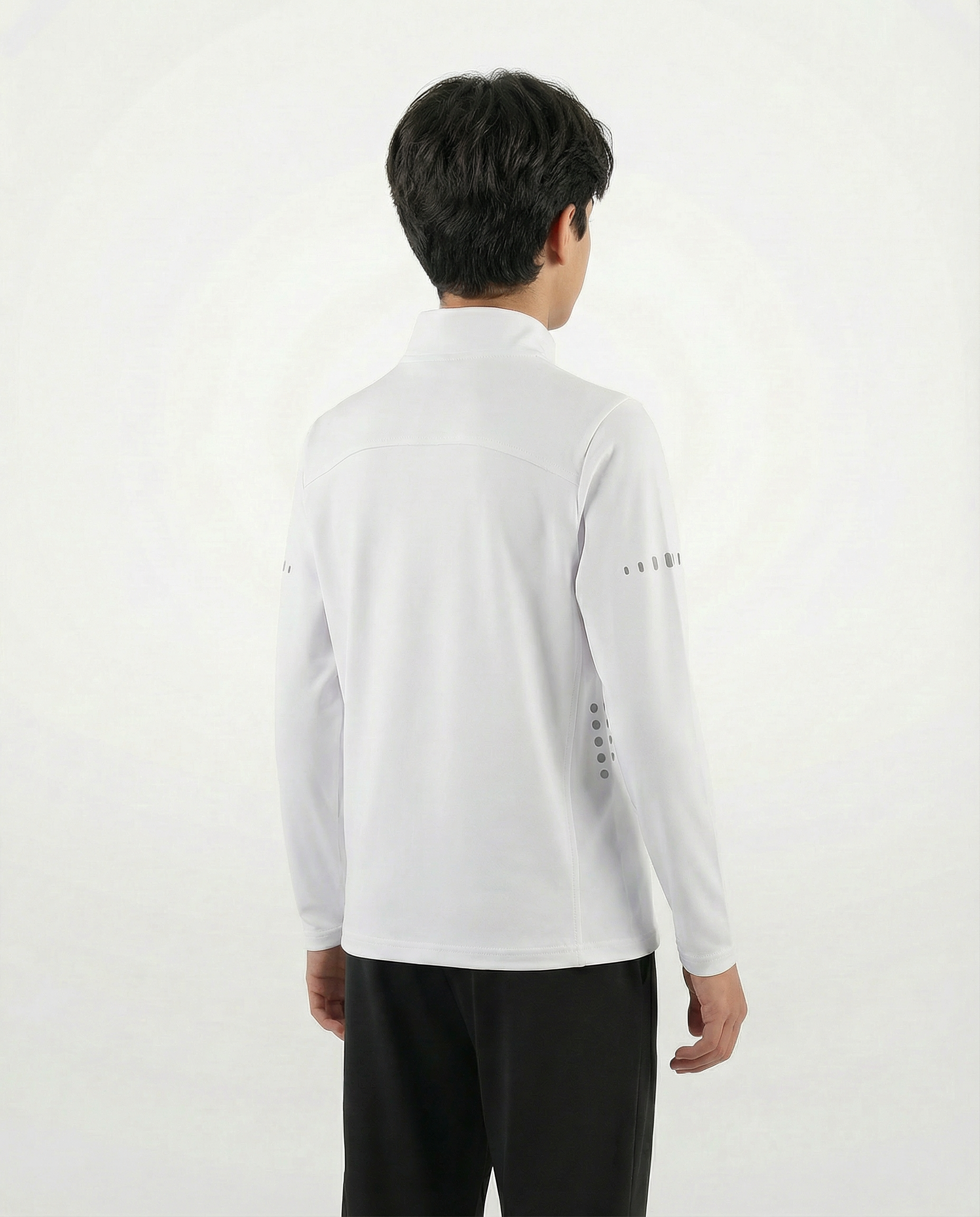 Courts white 1/4 jacket with black accents on a mannequin against a white background.