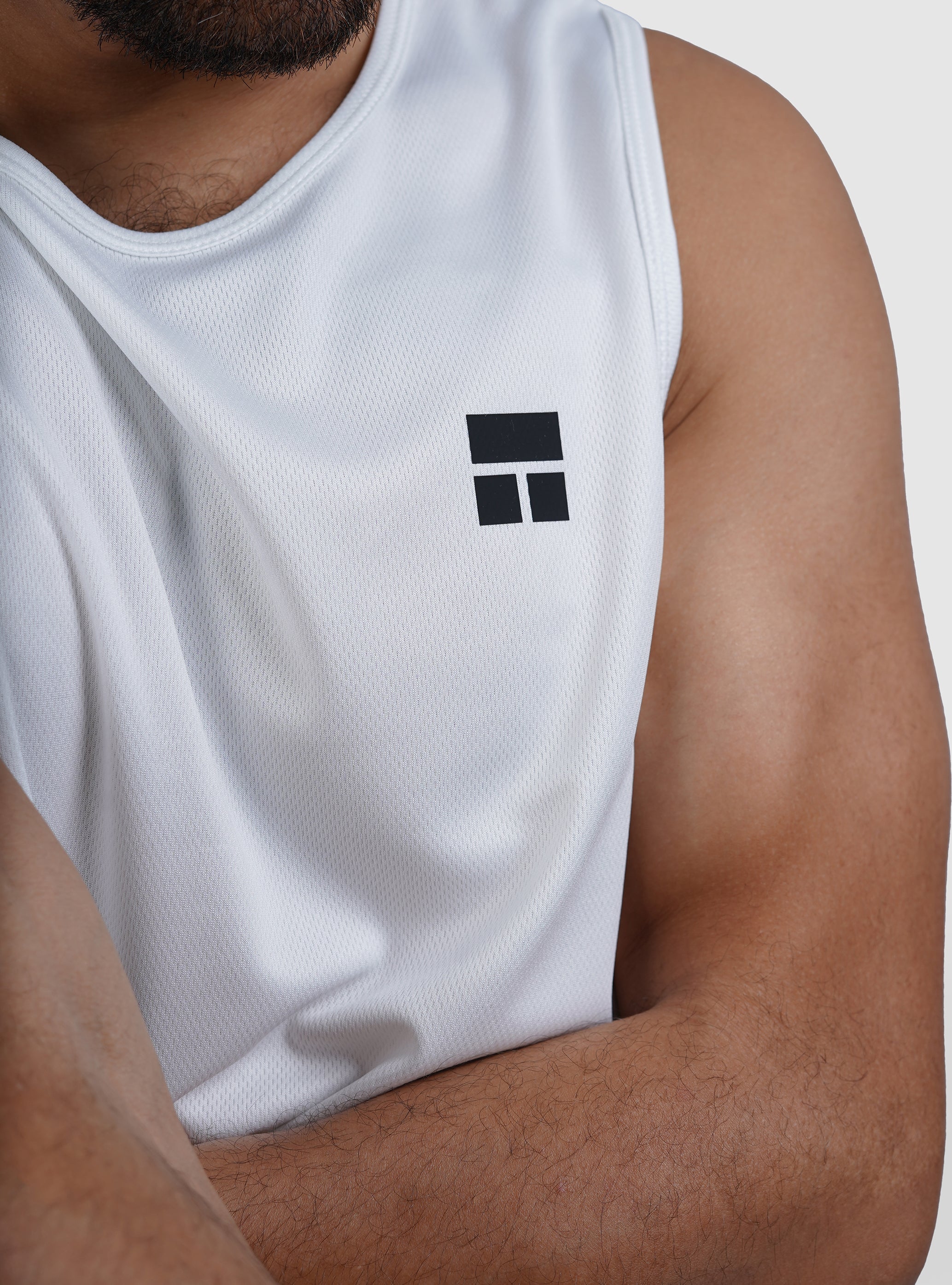 COURTS Men’s Sleeveless Sports Tank Top