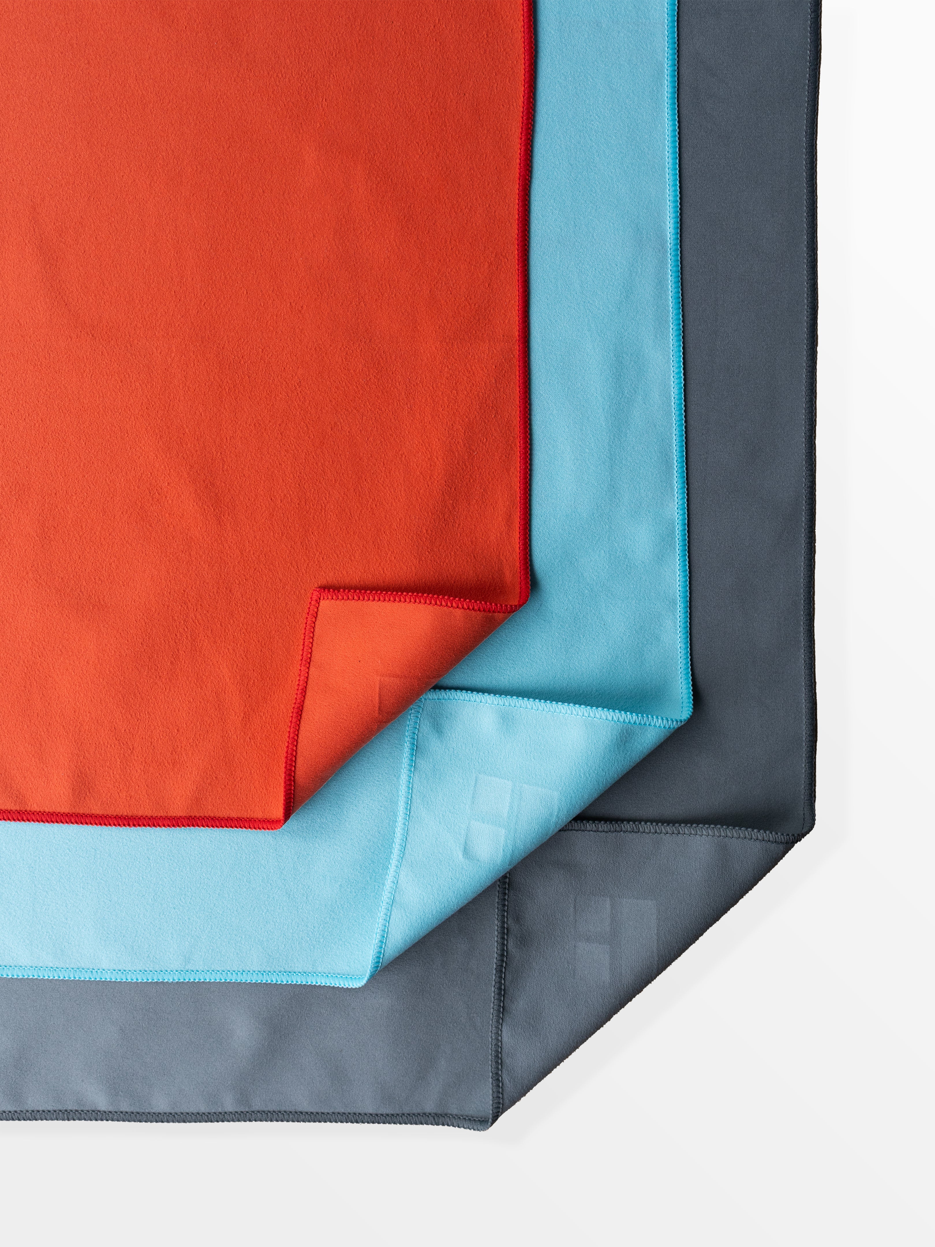 COURTS Sports Towels